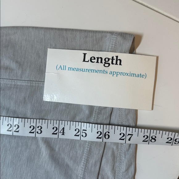 New Balance Light Gray Long Sleeve Asymmetrical 3/4 Zip Athletic Jacket XL Gray - Picture 5 of 9